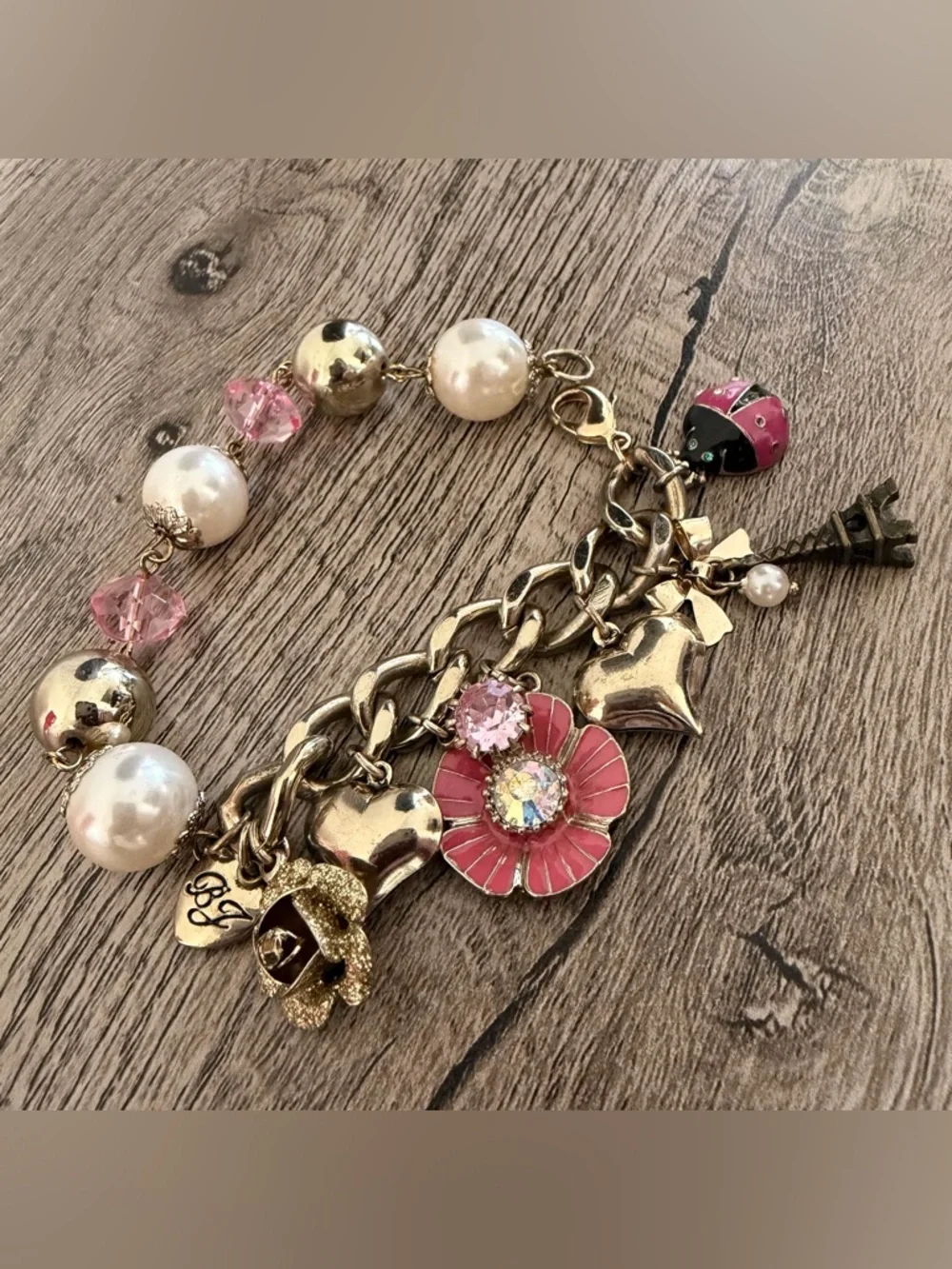 BETSEY JOHNSON Paris Charm Bracelet Pink Lady Bug Rose Heart Gold Enamel Rare
